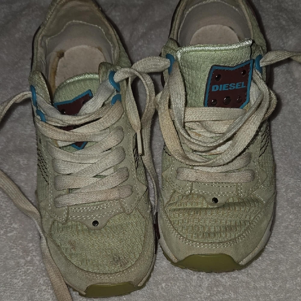 Diesel Sneakers - Cream with Blue Accents